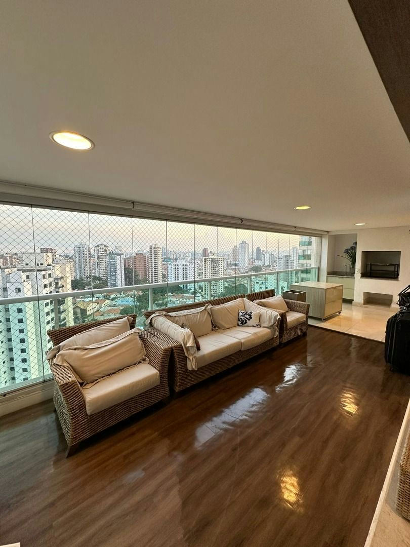 Apartamento em Jardim Avelino - 192m² | 4 dormitórios | 3 vagas - miniatura 2