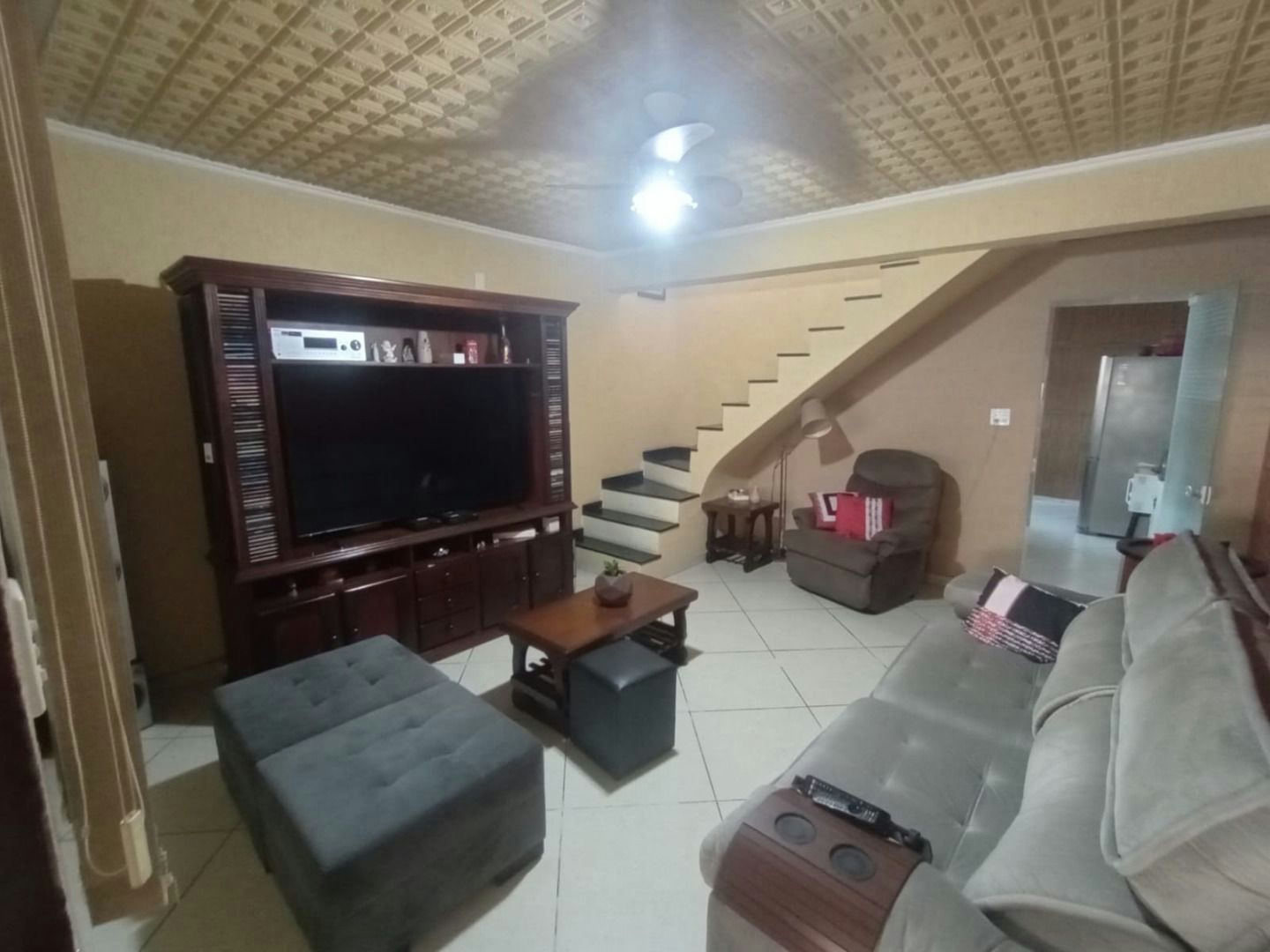 Sobrado em Vila Carlos de Campos - 168m² | 2 dormitórios | 2 vagas - miniatura 3