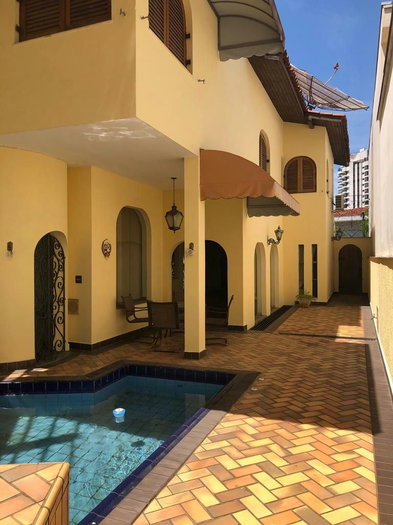 Sobrado em Mooca - 385m² | 4 dormitórios | 6 vagas - miniatura 2