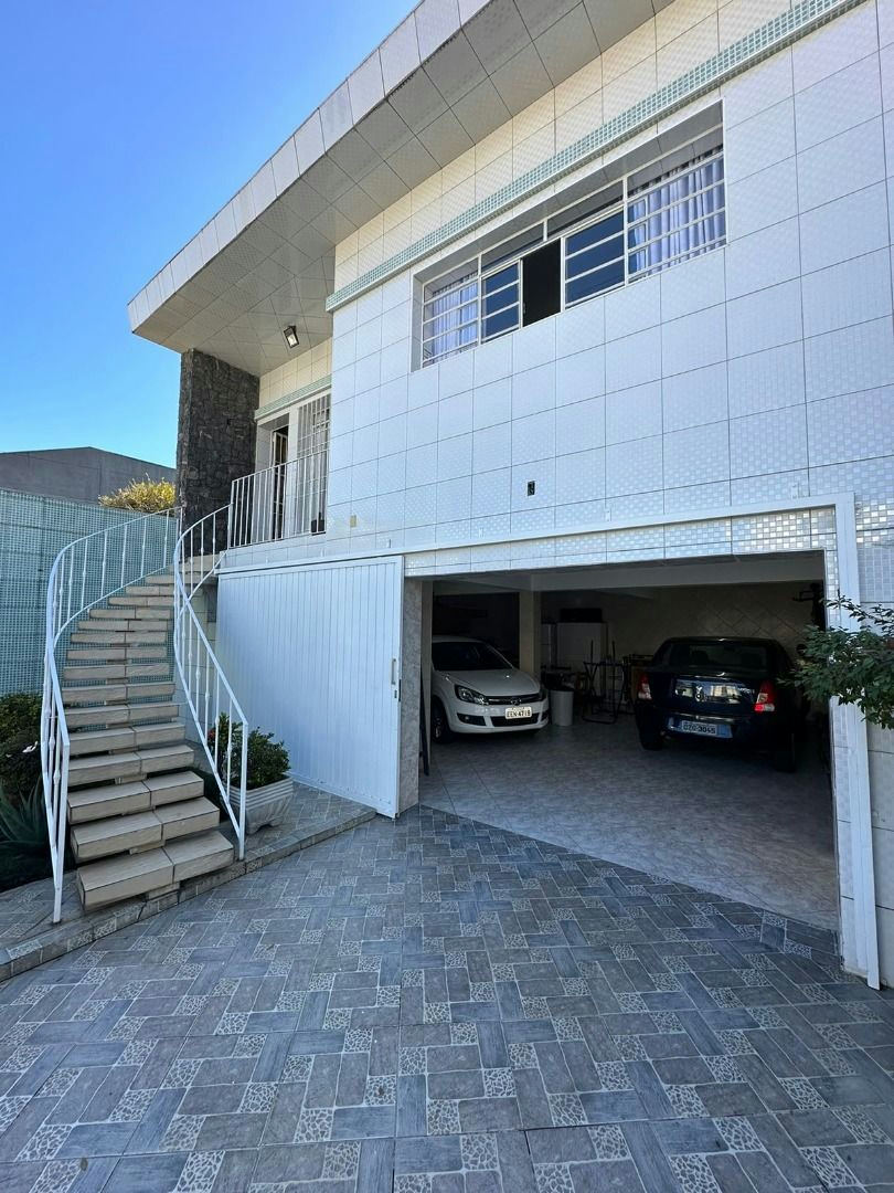 Casa em Vila Zelina - 180m² | 4 dormitórios | 4 vagas - miniatura 2