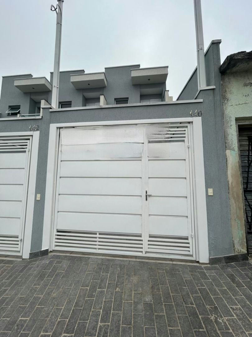 Sobrado em Vila Olinda - 105m² | 3 dormitórios | 2 vagas