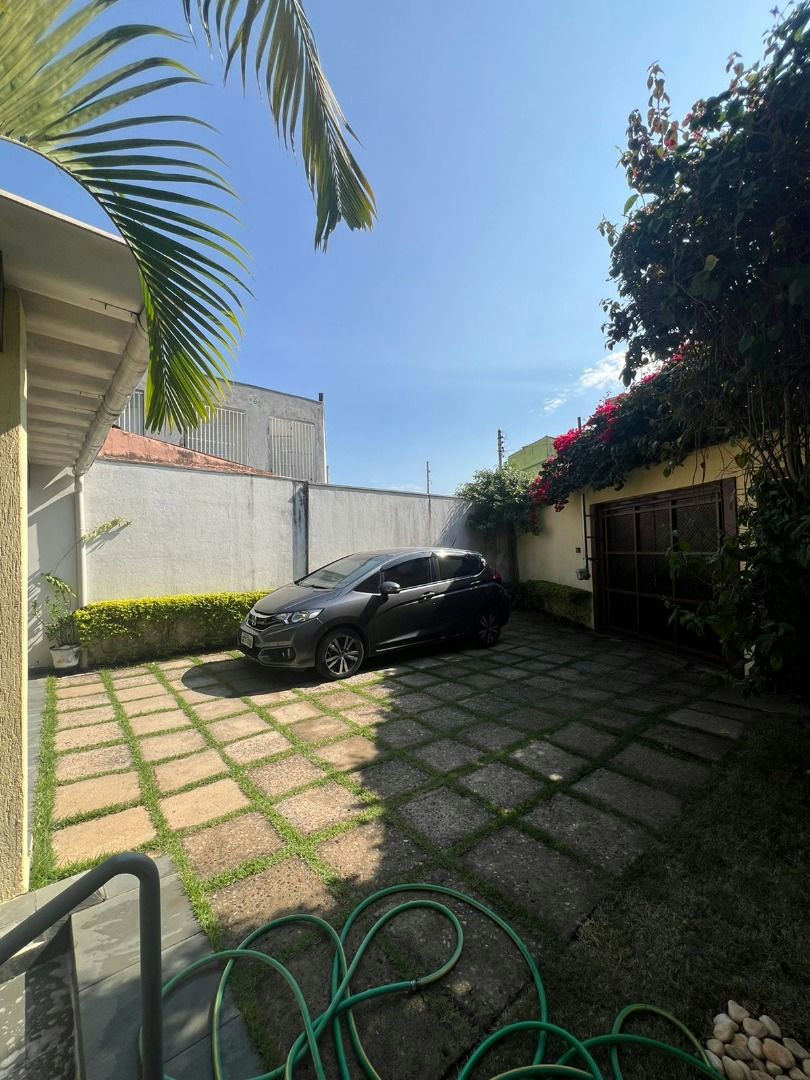 Sobrado em Vila Ema - 275m² | 3 dormitórios | 5 vagas - miniatura 3