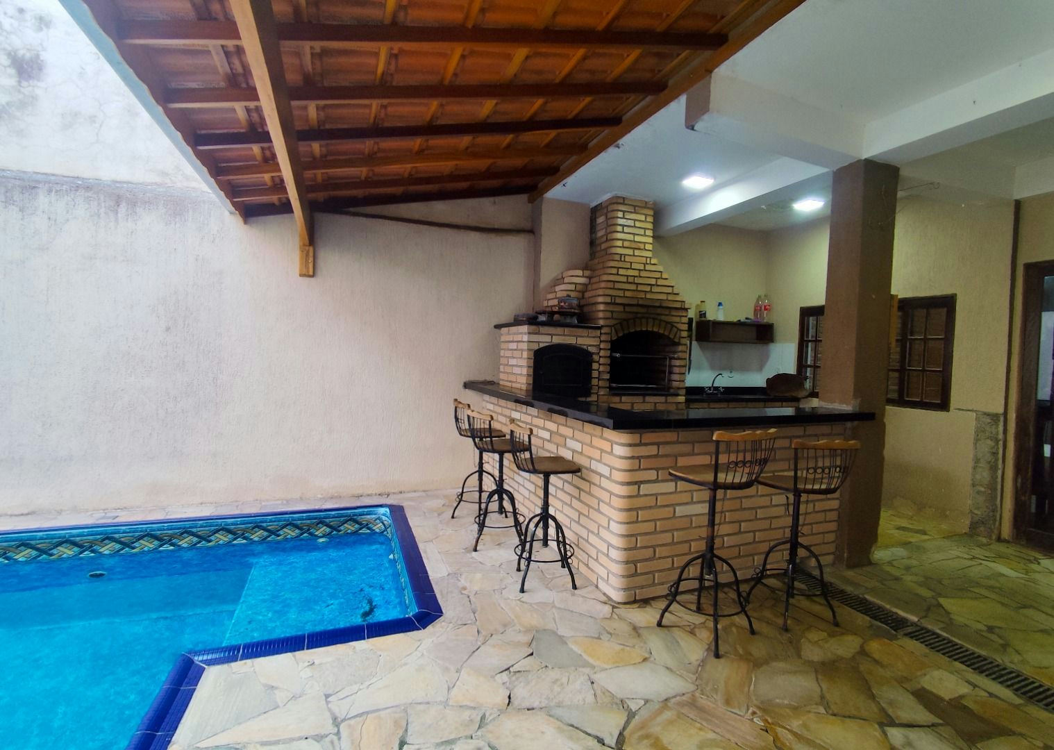Sobrado em Chácara Belenzinho - 352m² | 5 dormitórios | 2 vagas - miniatura 3