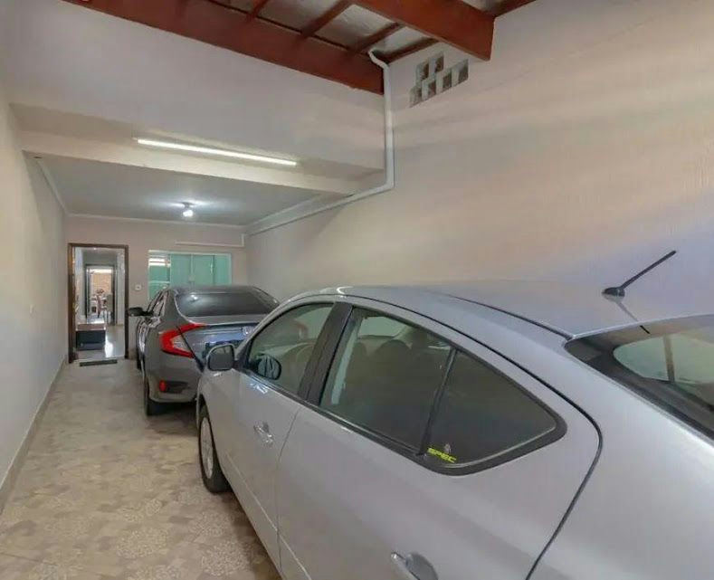 Sobrado em Utinga - 129m² | 3 dormitórios | 2 vagas