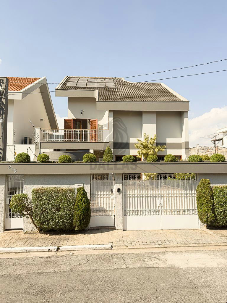 Casa em Vila Lúcia - 487m² | 4 dormitórios | 4 vagas