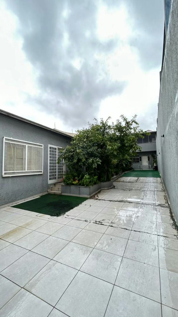 Sobrado em Vila Santa Virginia - 242m² | 5 dormitórios | 5 vagas - miniatura 2