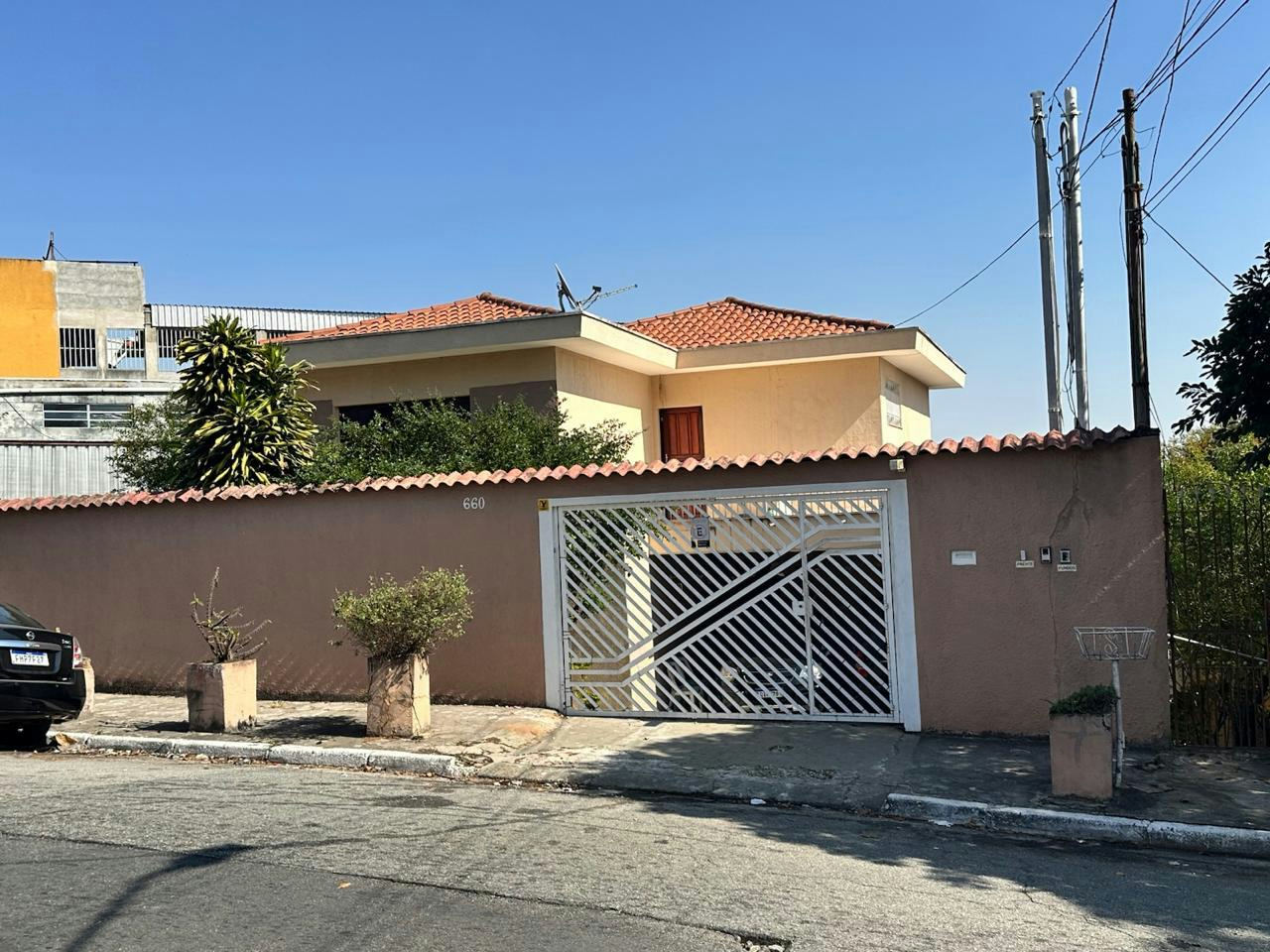 OPORTUNIDADE DE 2 MORADIAS NO JARDIM GUAIRACA