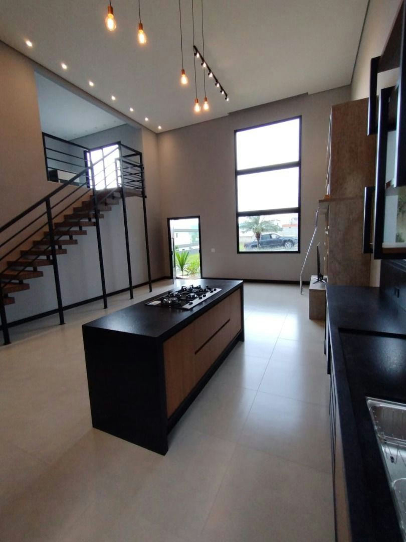 Sobrado em Bairro da Posse - 180m² | 3 dormitórios | 2 vagas - miniatura 4