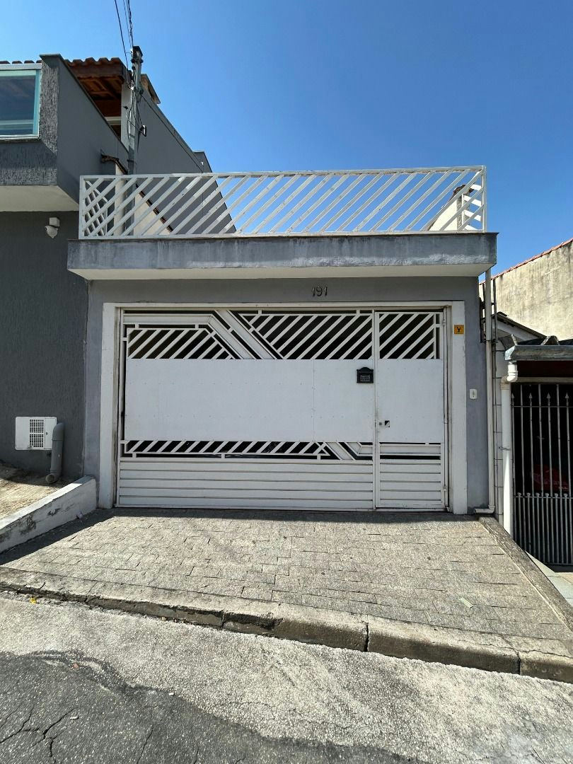 Casa em Cidade Continental - 215m² | 3 dormitórios | 2 vagas