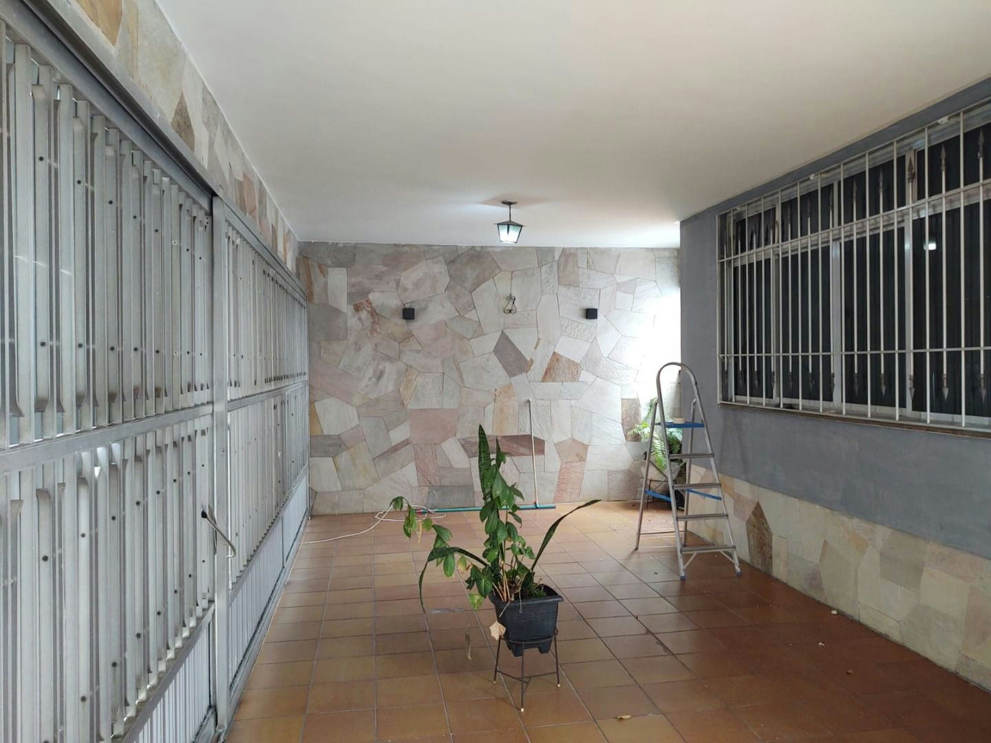 Casa em Jardim Colorado - 180m² | 6 dormitórios | 2 vagas - miniatura 2