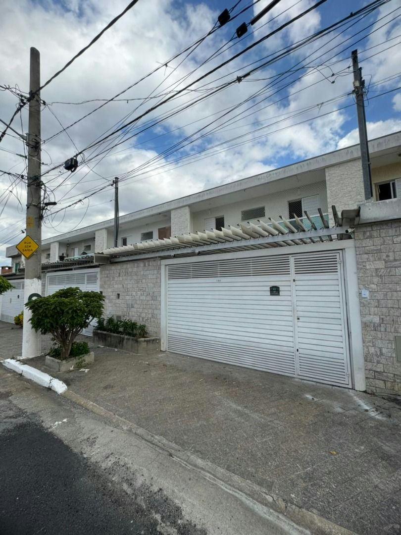 Sobrado em Água Rasa - 73m² | 2 dormitórios | 2 vagas