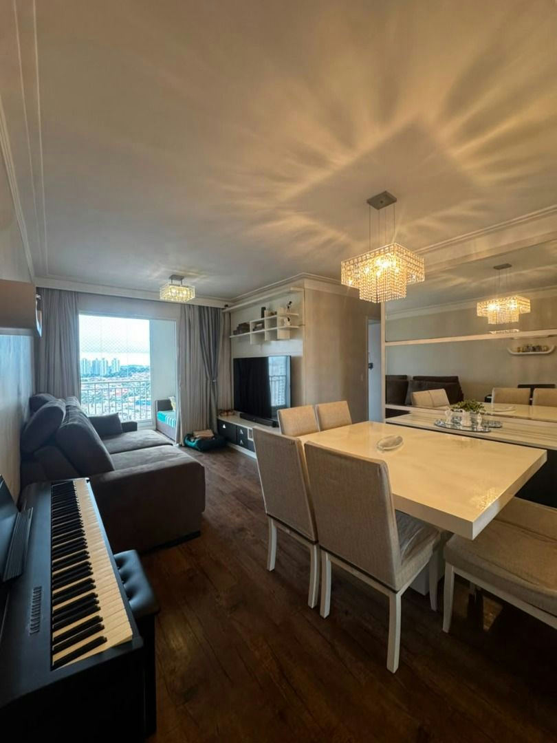Apartamento em Vila Paulo Silas - 75m² | 3 dormitórios | 2 vagas