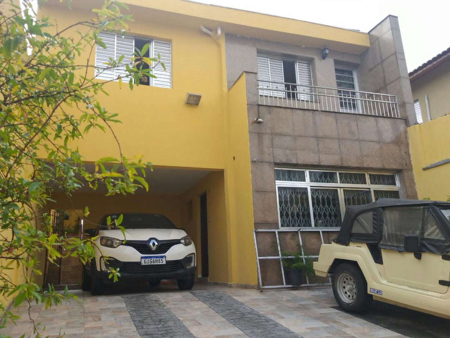 Sobrado em Vila Ema - 150m² | 3 dormitórios | 3 vagas