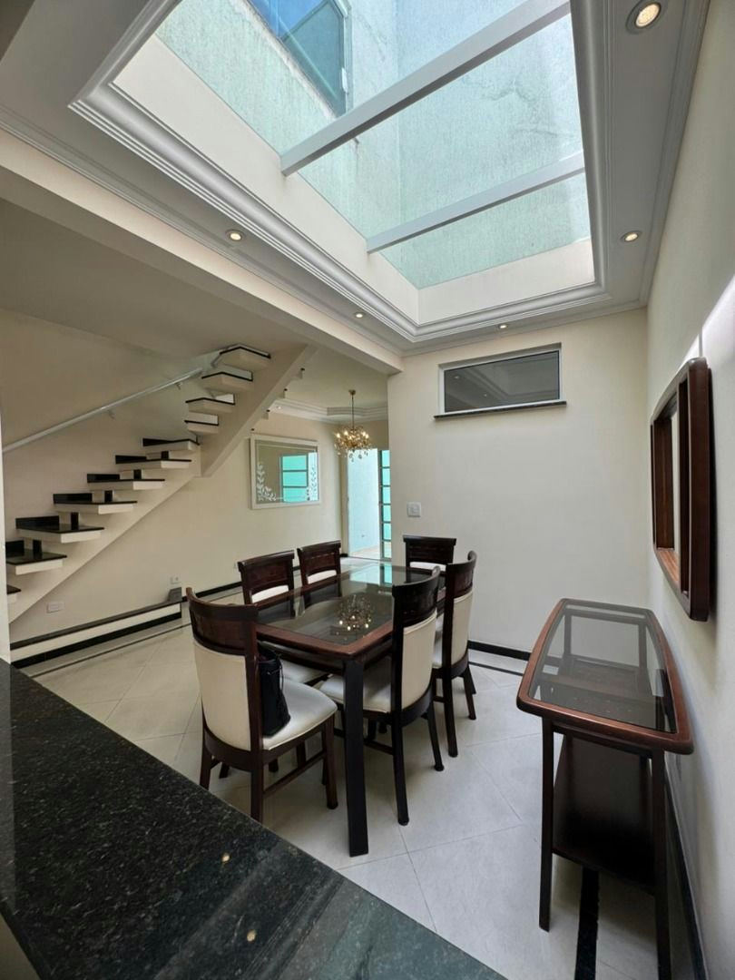 Sobrado em Vila Canero - 160m² | 3 dormitórios | 4 vagas - miniatura 5