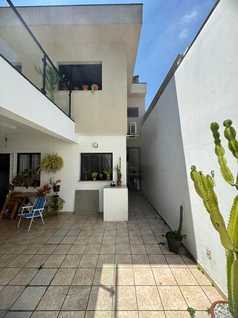 Sobrado em Vila Alpina - 130m² | 3 dormitórios | 3 vagas - miniatura 2