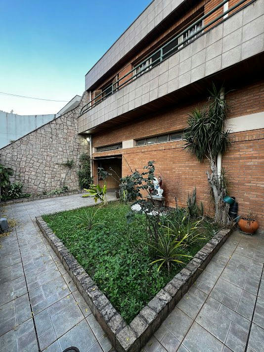Sobrado em Jardim Avelino - 300m² | 3 dormitórios | 10 vagas - miniatura 5