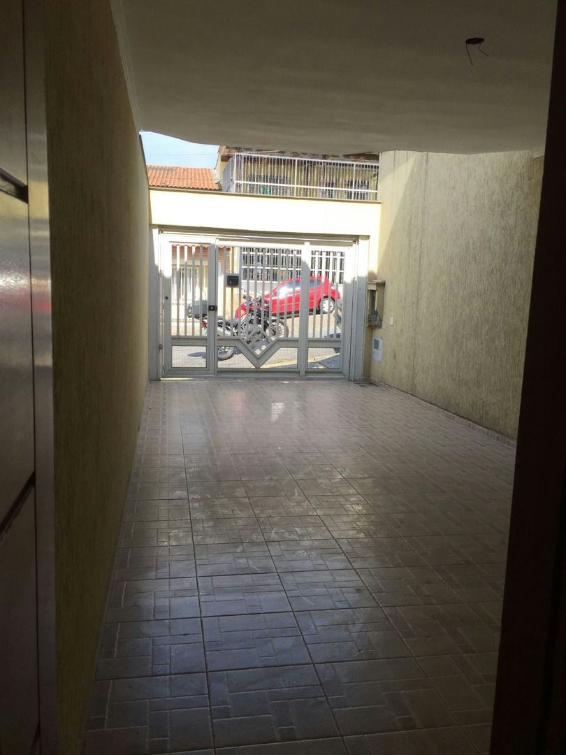 Sobrado em Vila Carrão - 200m² | 3 dormitórios | 2 vagas - miniatura 4