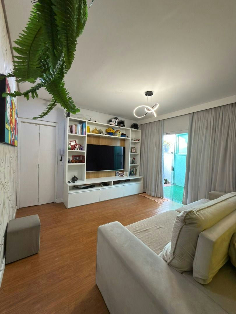 Casa em Vila Alpina - 160m² | 3 dormitórios | 3 vagas - miniatura 4