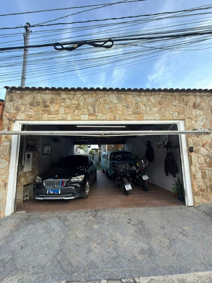 Casa em Vila Alpina - 160m² | 3 dormitórios | 3 vagas