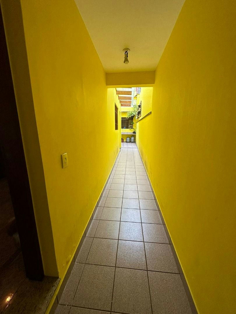 Sobrado em Vila Ema - 200m² | 3 dormitórios | 2 vagas - miniatura 4