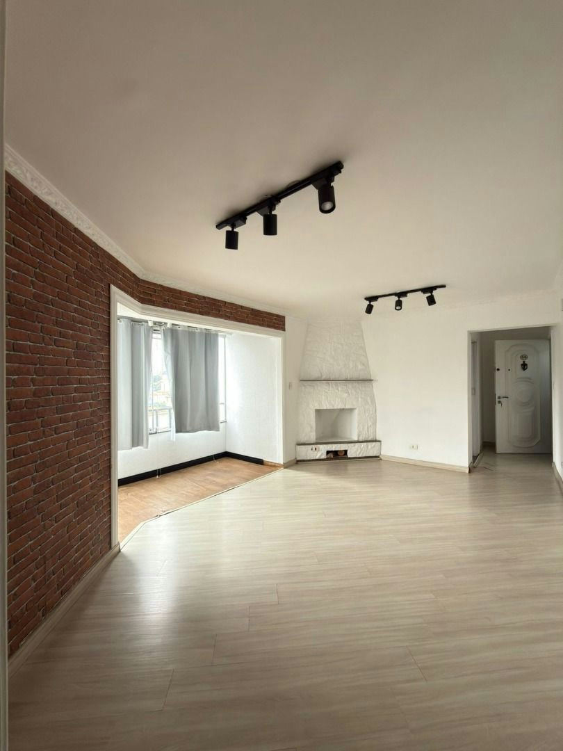 Apartamento em Vila Regente Feijó - 74m² | 2 dormitórios | 1 vaga