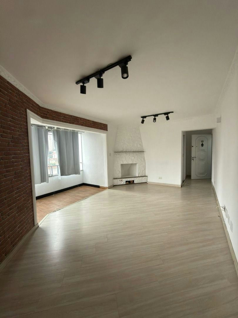 Apartamento em Vila Regente Feijó - 74m² | 2 dormitórios | 1 vaga - miniatura 2