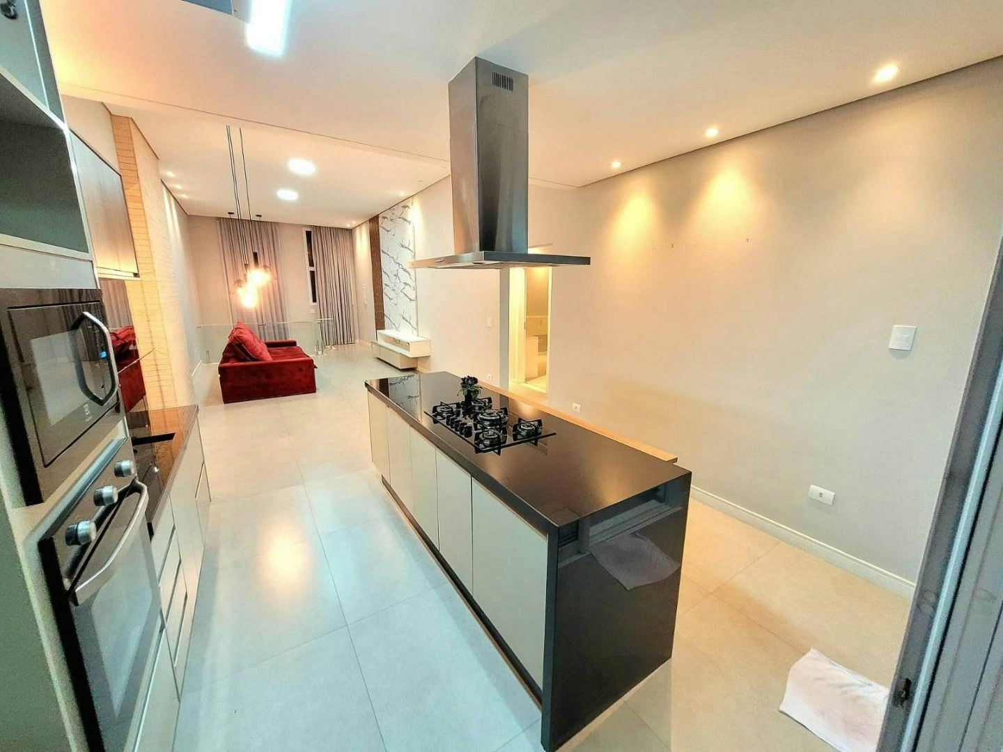 Casa em Cézar de Souza - 250m² | 3 dormitórios | 4 vagas - miniatura 5