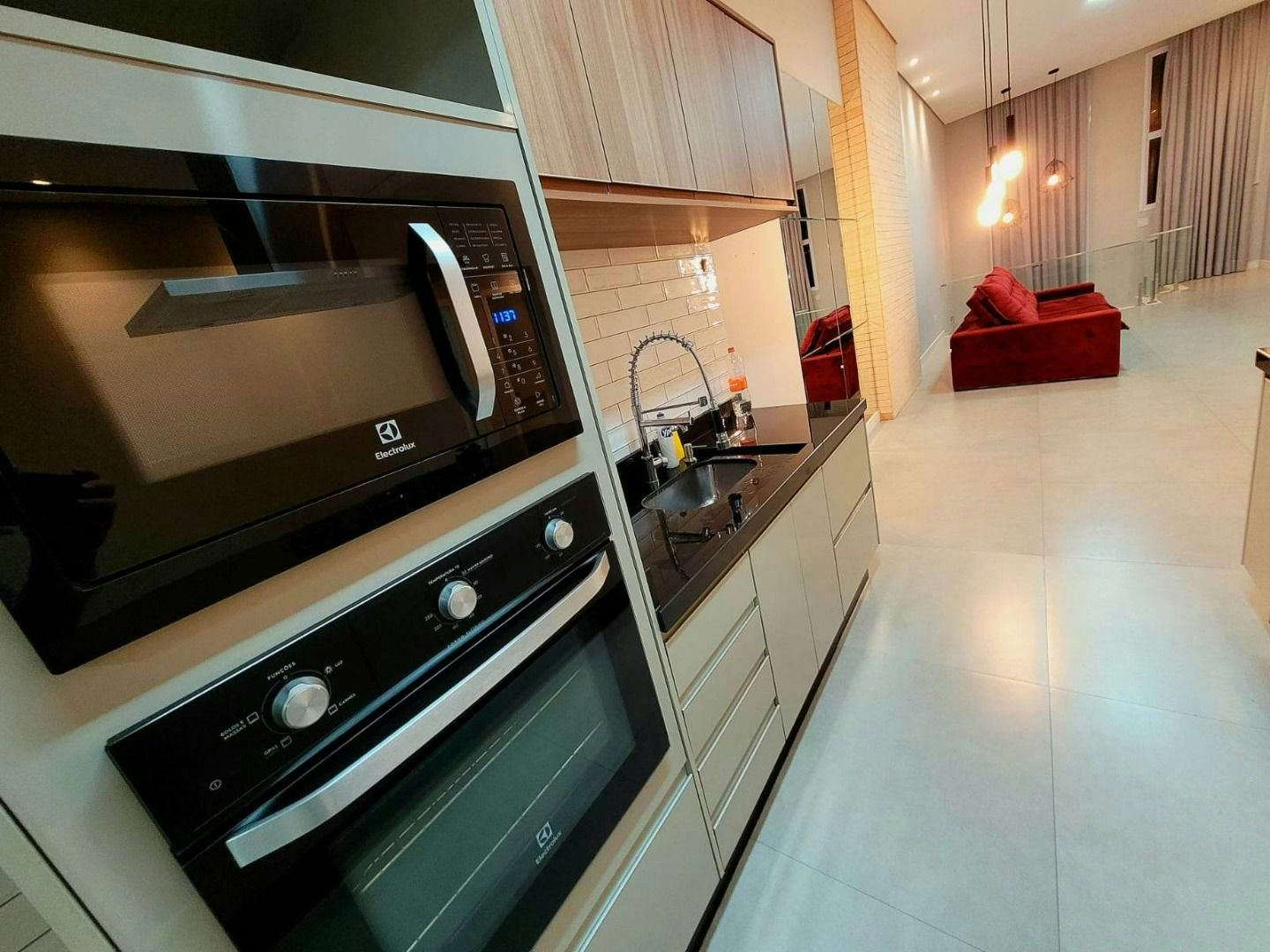 Casa em Cézar de Souza - 250m² | 3 dormitórios | 4 vagas - miniatura 4