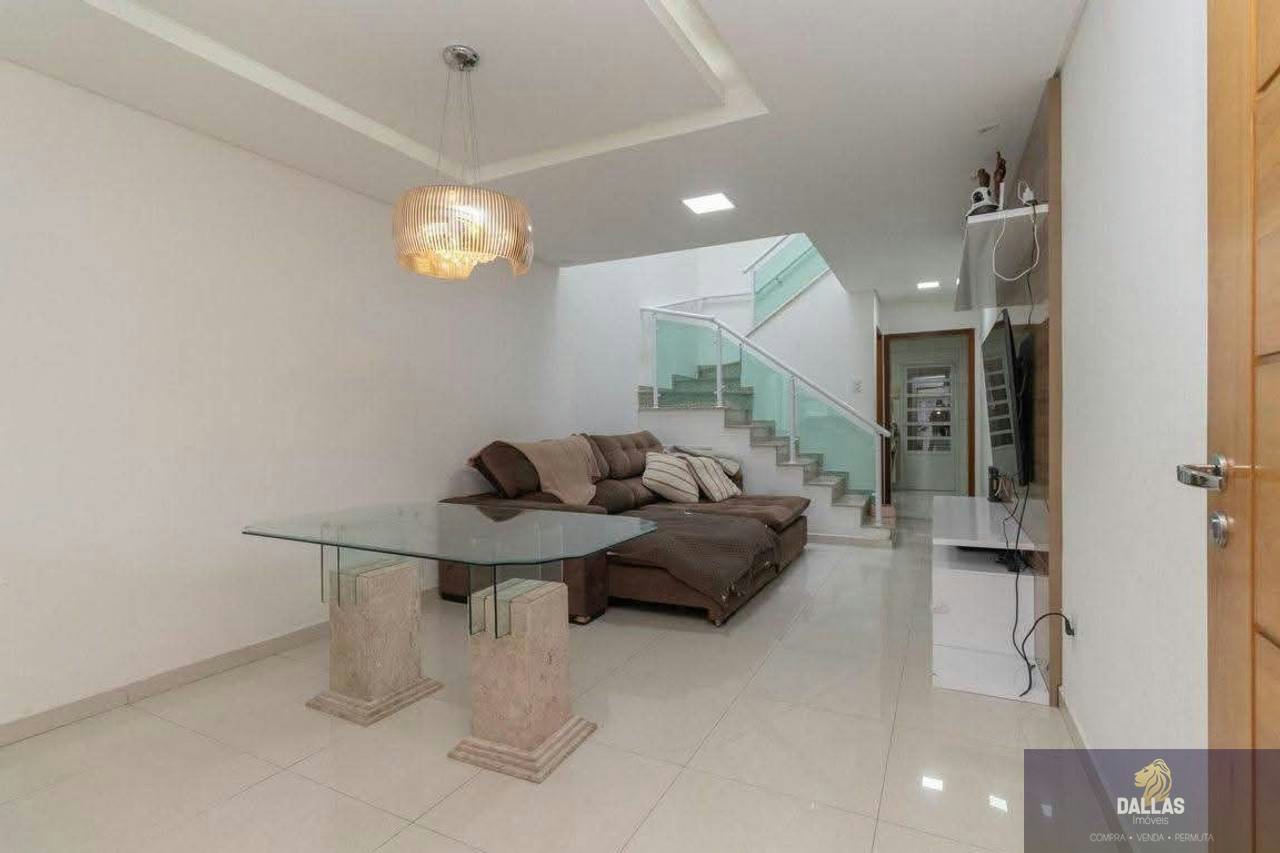 Sobrado em Vila Formosa - 110m² | 3 dormitórios | 2 vagas