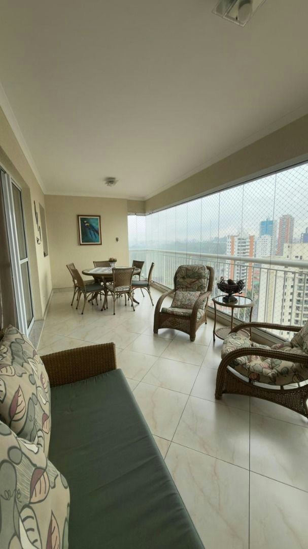 Apartamento em Jardim Avelino - 130m² | 4 dormitórios | 2 vagas - foto 1