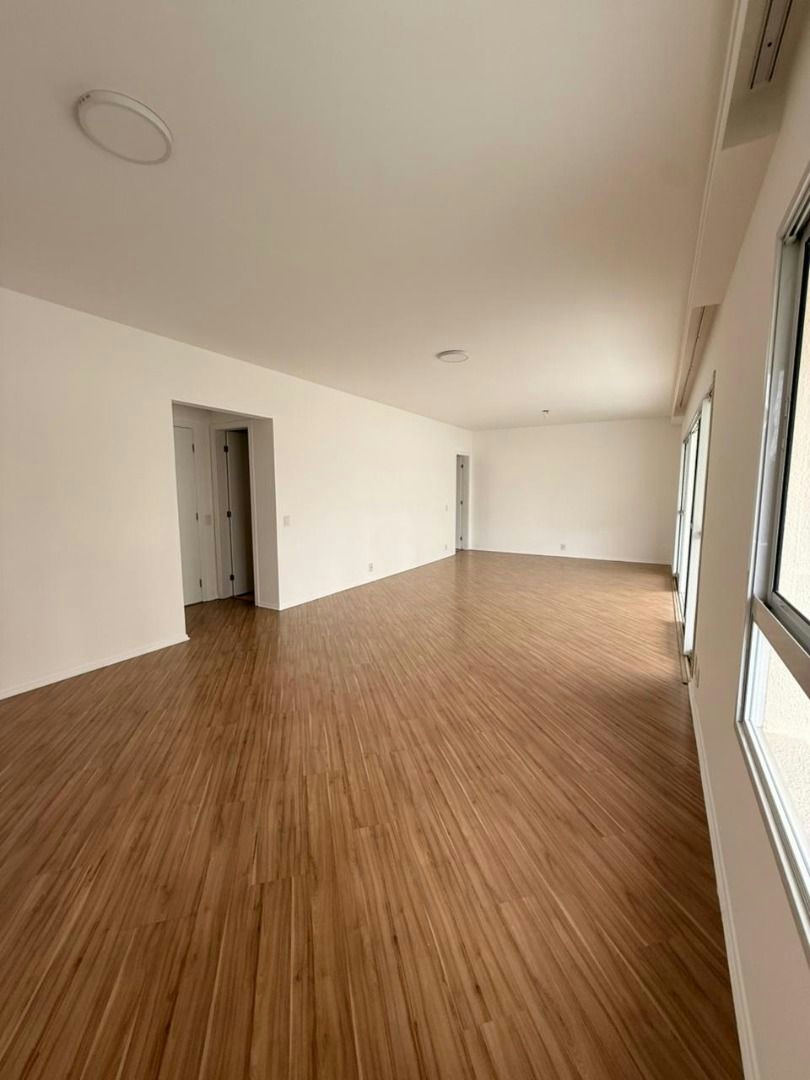 Apartamento em Jardim Avelino - 156m² | 3 dormitórios | 3 vagas - miniatura 4
