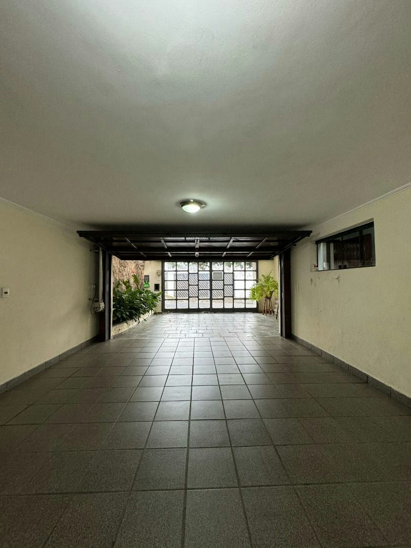 Sobrado em Vila Invernada - 201m² | 4 dormitórios | 4 vagas - miniatura 4