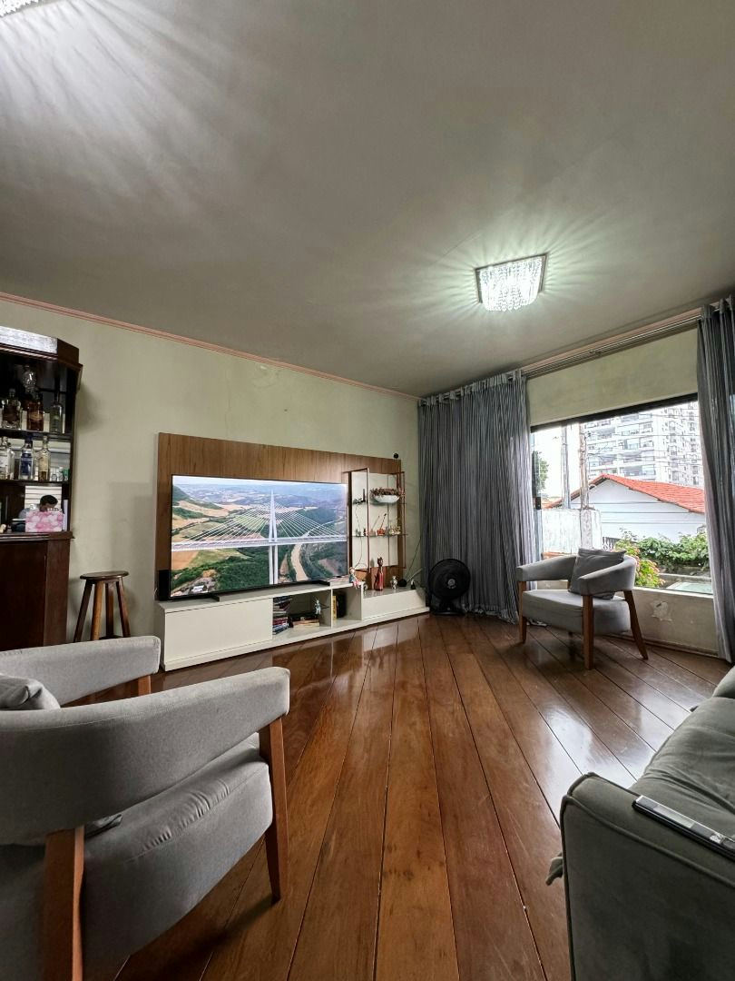 Sobrado em Vila Invernada - 201m² | 4 dormitórios | 4 vagas - miniatura 5