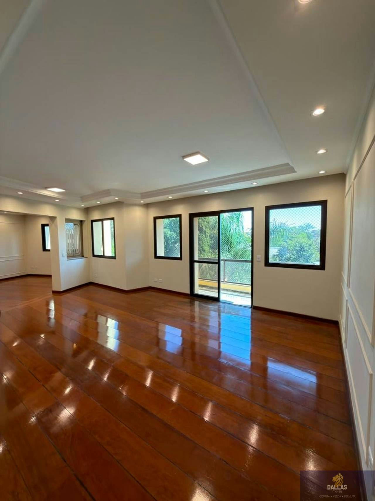 Apartamento em Vila Formosa - 184m² | 3 dormitórios | 3 vagas