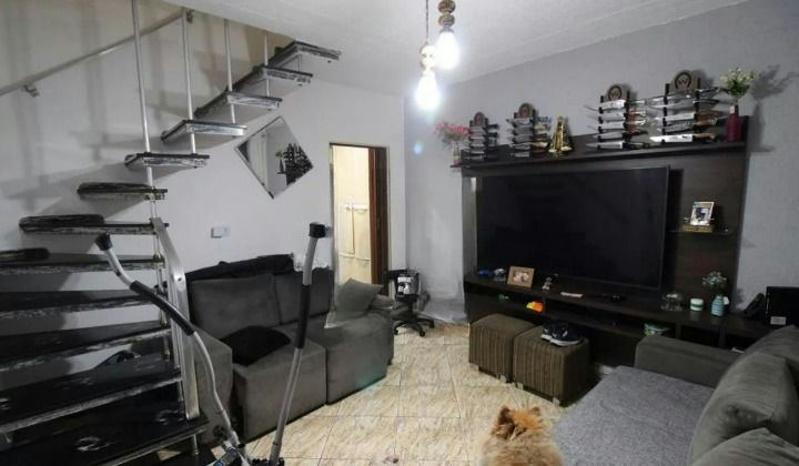Sobrado em Vila Ema - 130m² | 4 dormitórios | 2 vagas - miniatura 3