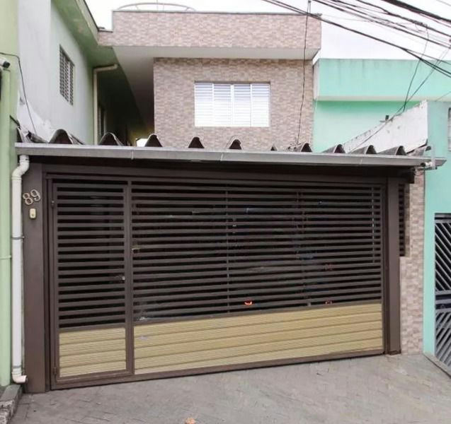 Sobrado em Vila Ema - 130m² | 4 dormitórios | 2 vagas
