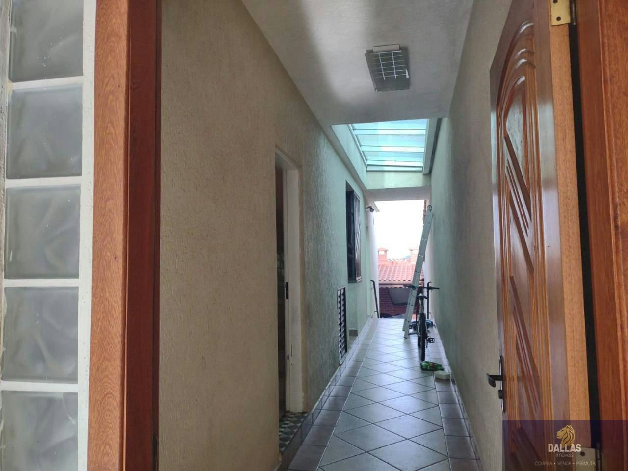 Sobrado em Vila Califórnia - 153m² | 3 dormitórios | 4 vagas - miniatura 3