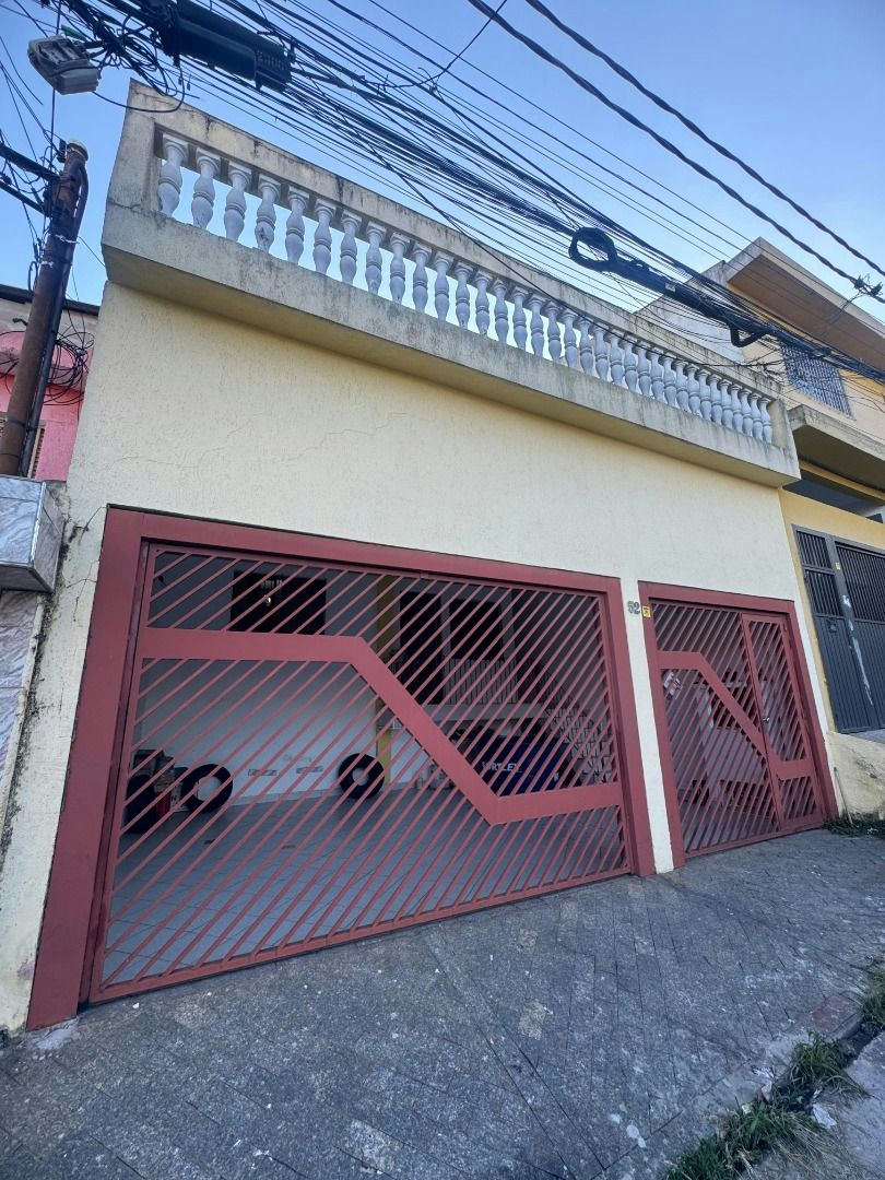Sobrado em Vila Alzira - 150m² | 3 dormitórios | 3 vagas - miniatura 2