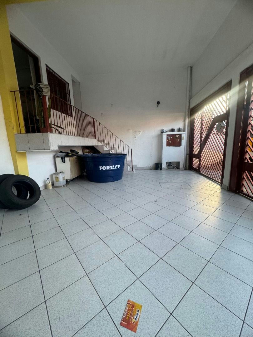 Sobrado em Vila Alzira - 150m² | 3 dormitórios | 3 vagas - miniatura 4