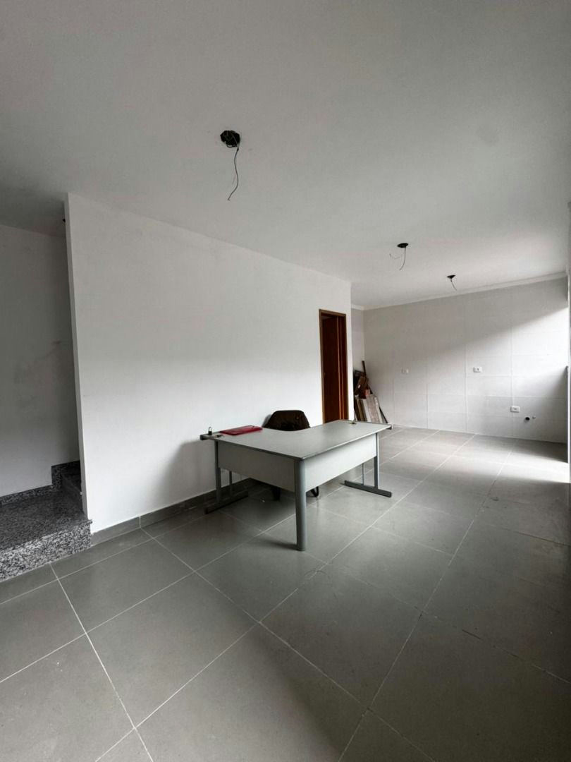 Sobrado em Cidade Continental - 58m² | 2 dormitórios | 3 vagas - miniatura 5