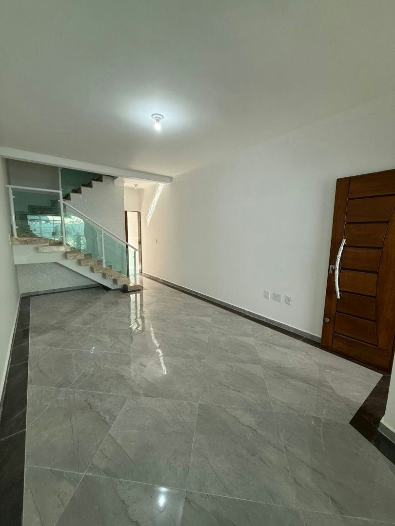 Sobrado em Parque Residencial Oratorio - 70m² | 3 dormitórios | 2 vagas - miniatura 4
