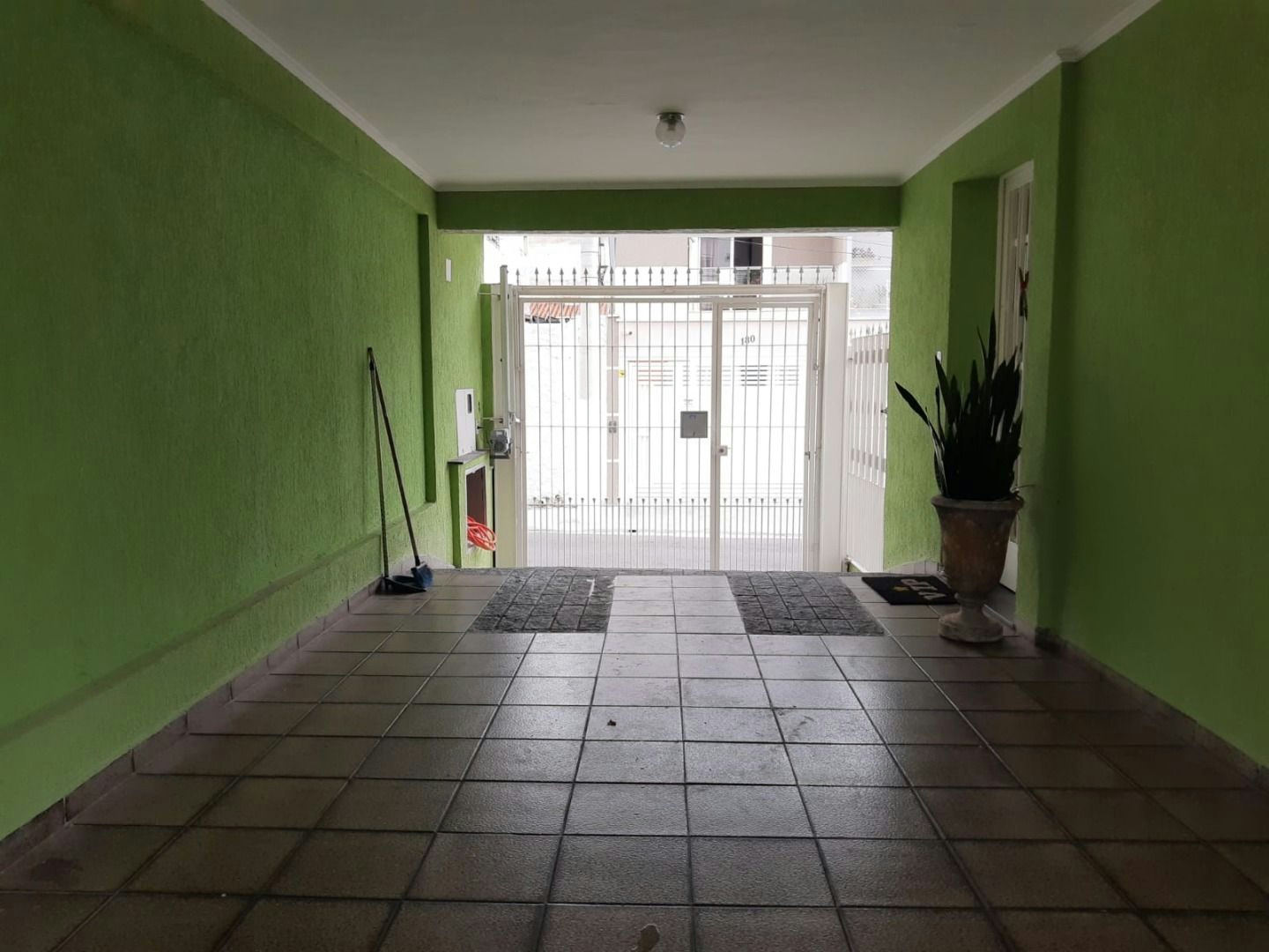 Sobrado em Vila Zelina - 197m² | 4 dormitórios | 2 vagas - miniatura 3