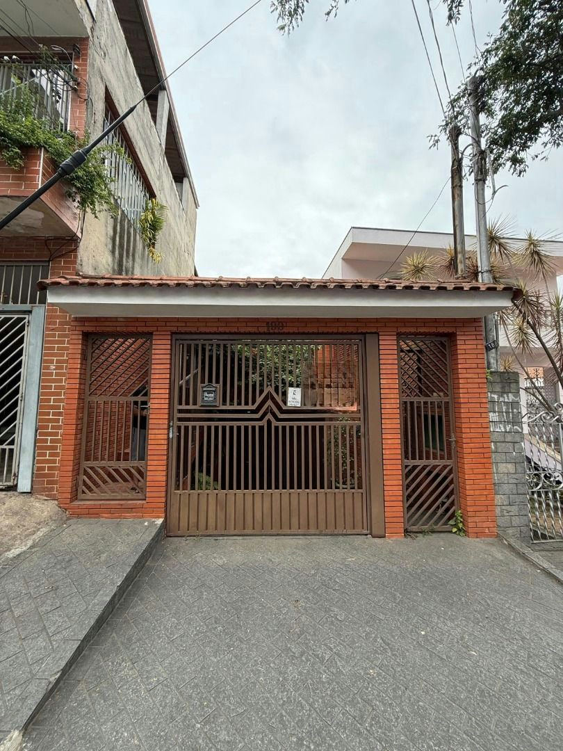 Casa em Jardim Guairaca - 214m² | 3 dormitórios | 5 vagas - foto 1