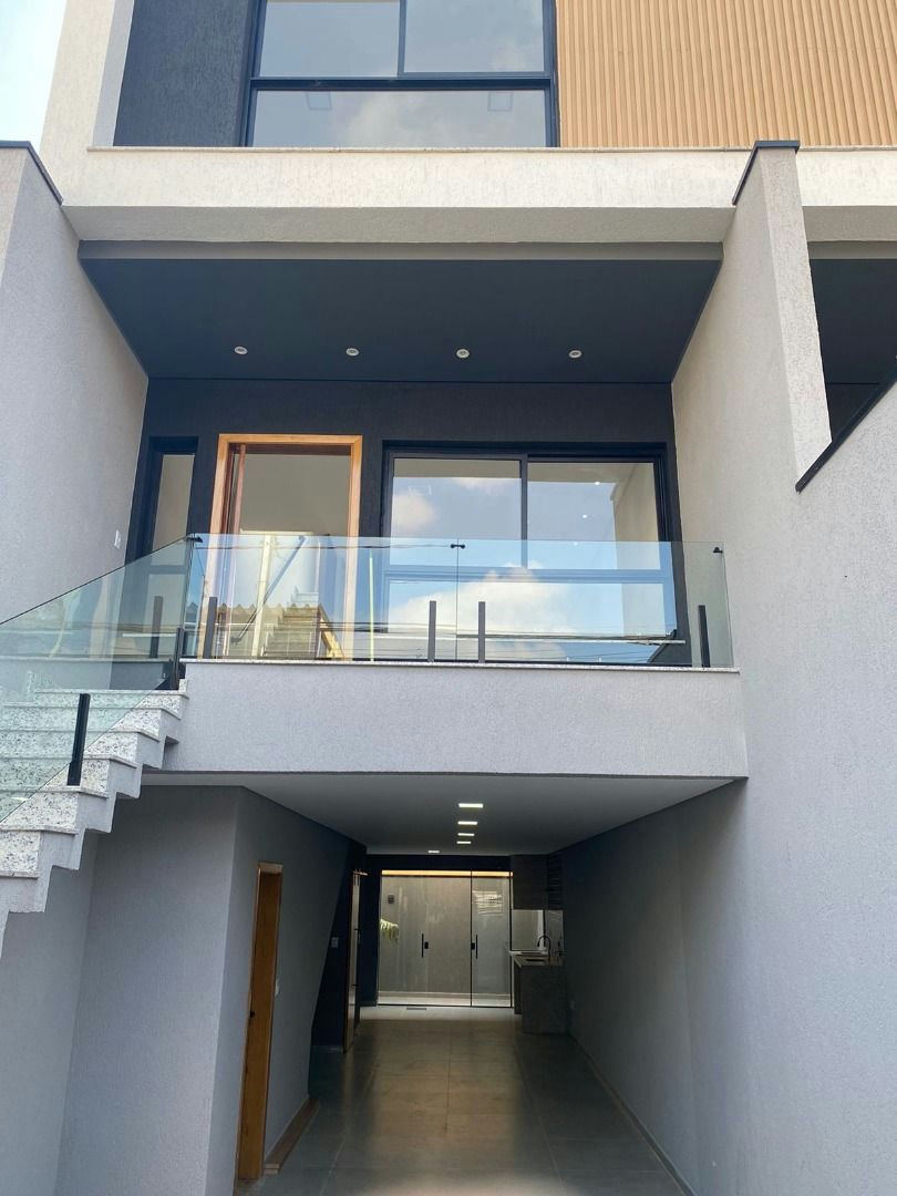 Sobrado em Vila Carrão - 170m² | 3 dormitórios