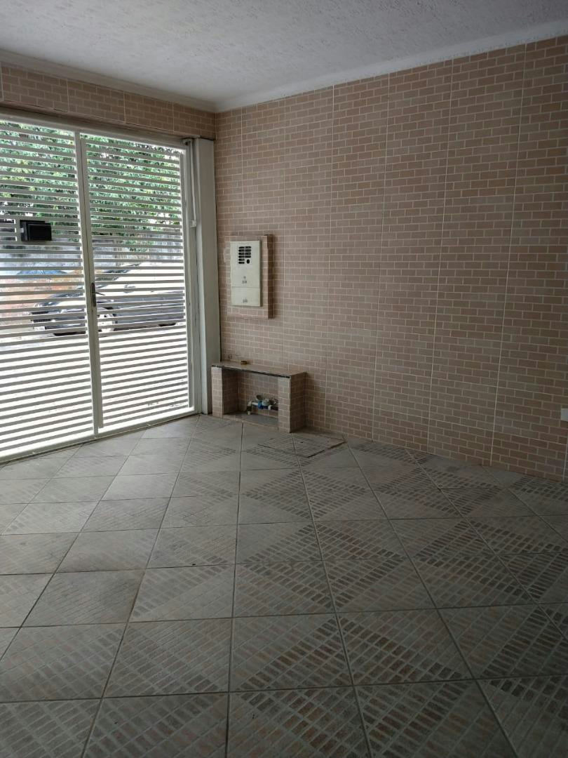Sobrado em Vila Paulo Silas - 195m² | 3 dormitórios | 2 vagas - miniatura 2