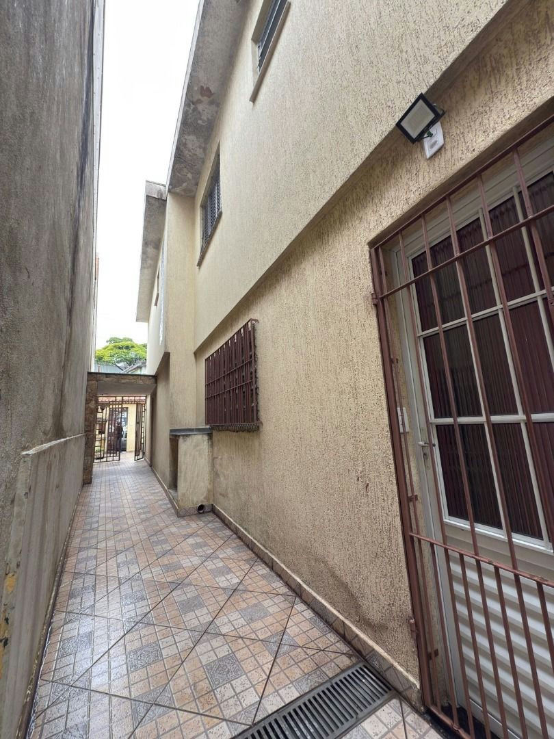Sobrado em Parque Tomas Saraiva - 220m² | 3 dormitórios | 5 vagas - miniatura 2