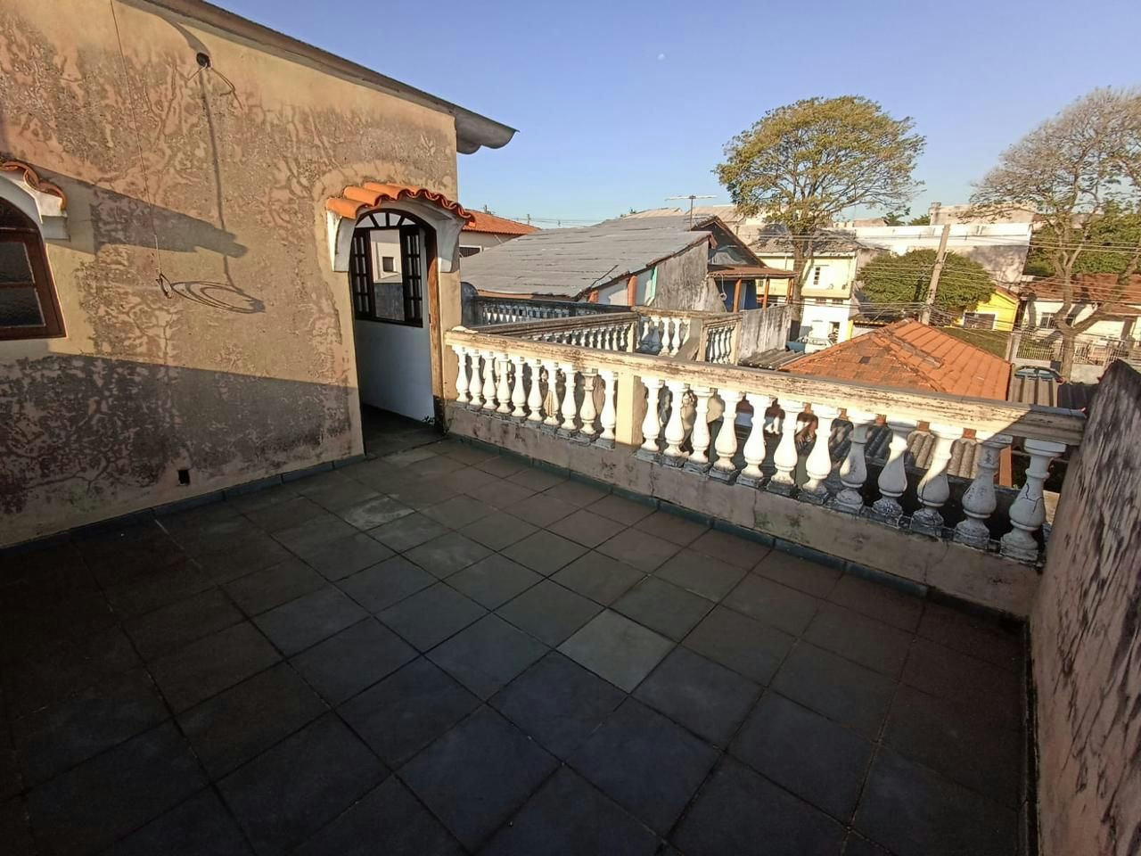Sobrado em Vila Lúcia - 220m² | 4 dormitórios | 6 vagas - miniatura 4