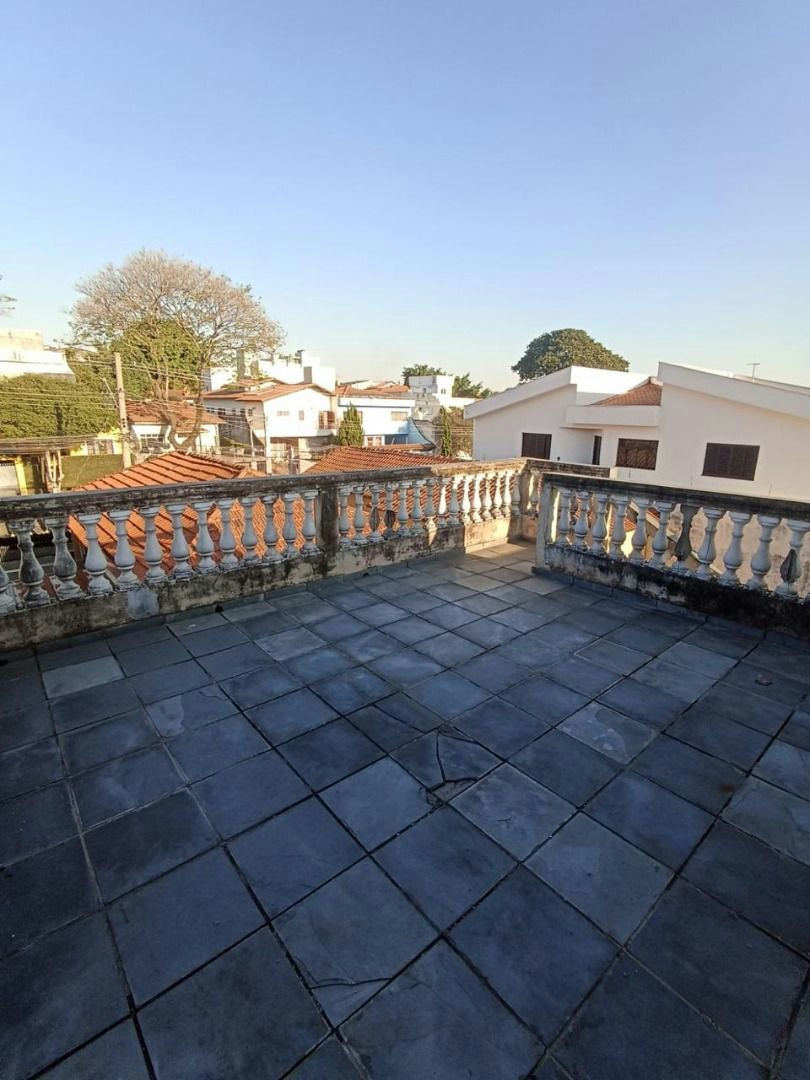Sobrado em Vila Lúcia - 220m² | 4 dormitórios | 6 vagas - miniatura 5