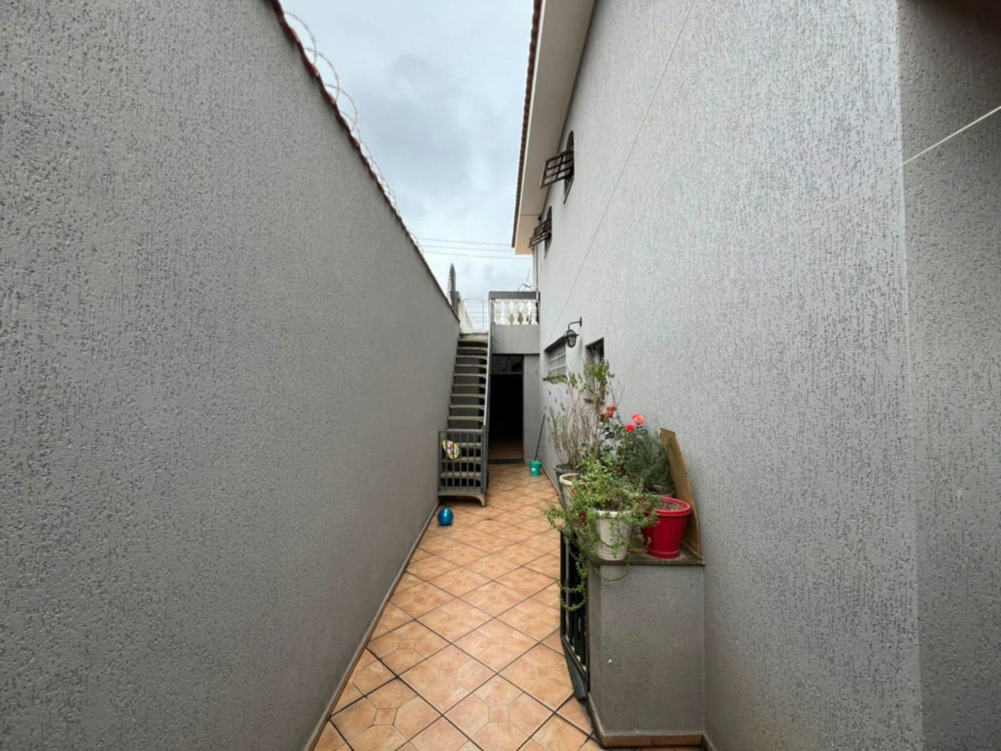 Sobrado em Vila Santa Clara - 200m² | 3 dormitórios | 2 vagas - miniatura 5