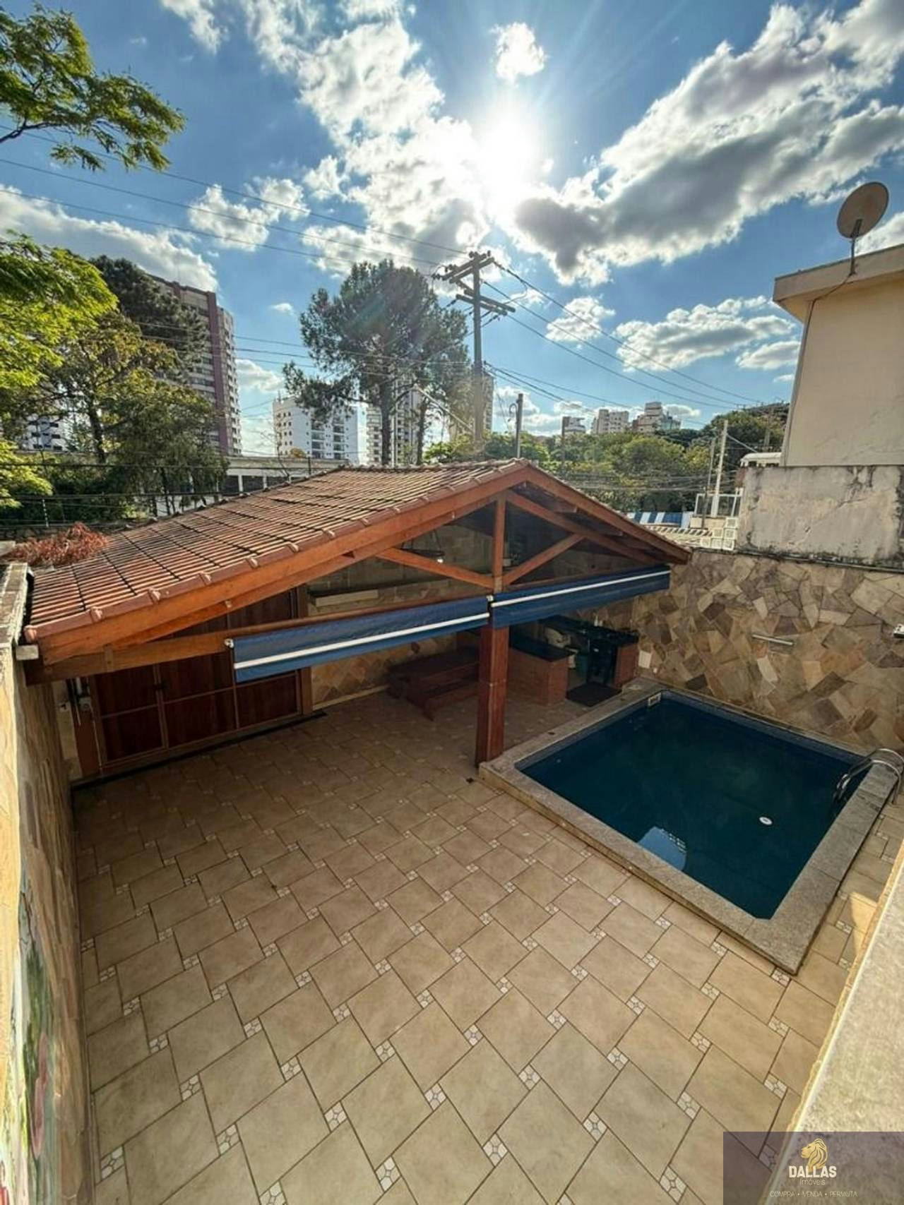 Casa em Jardim Avelino - 250m² | 4 dormitórios | 4 vagas - miniatura 4